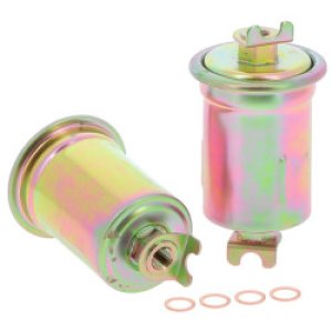 Топливный фильтр Toyota 23300-75010