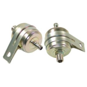 Топливный фильтр Toyota 23030-24011