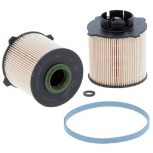 Топливный фильтр AMC Filter DF 7746